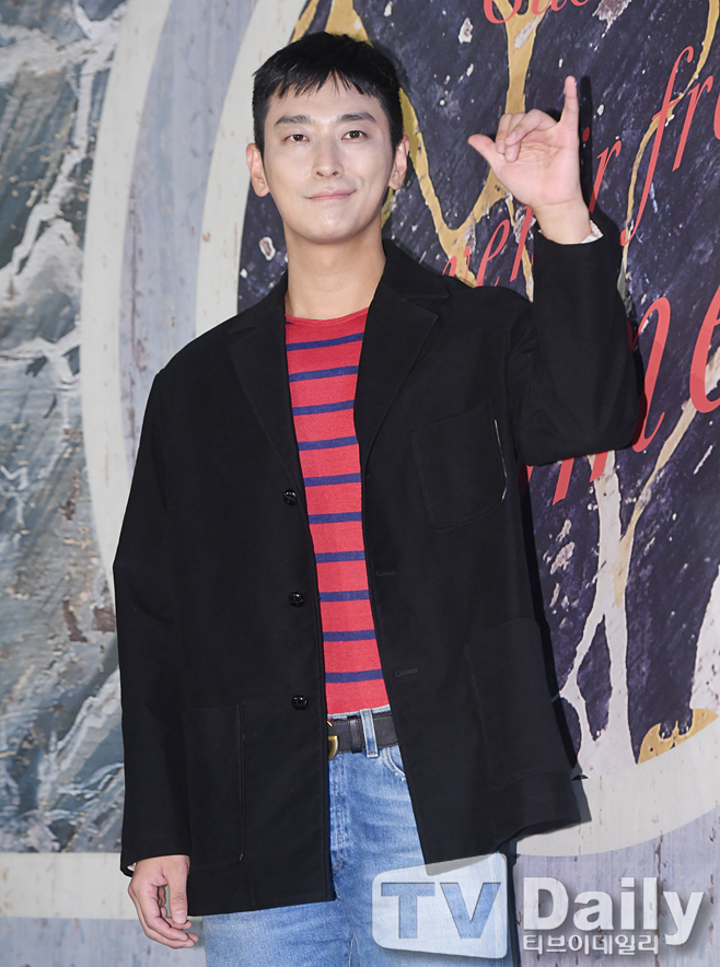 ƼºêÀ̵¥Àϸ® Æ÷Åä