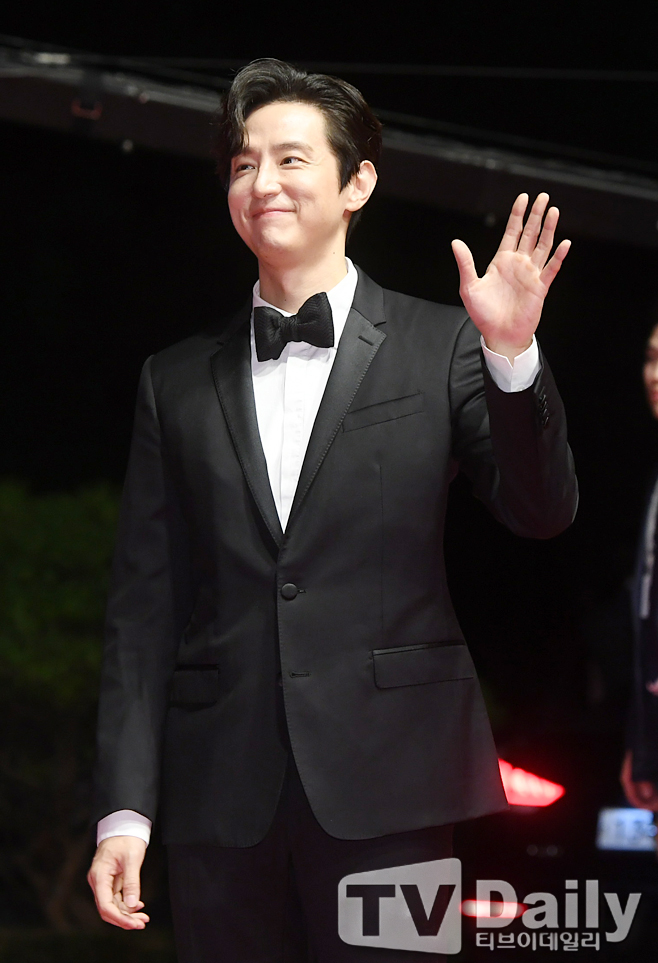 ƼºêÀ̵¥Àϸ® Æ÷Åä