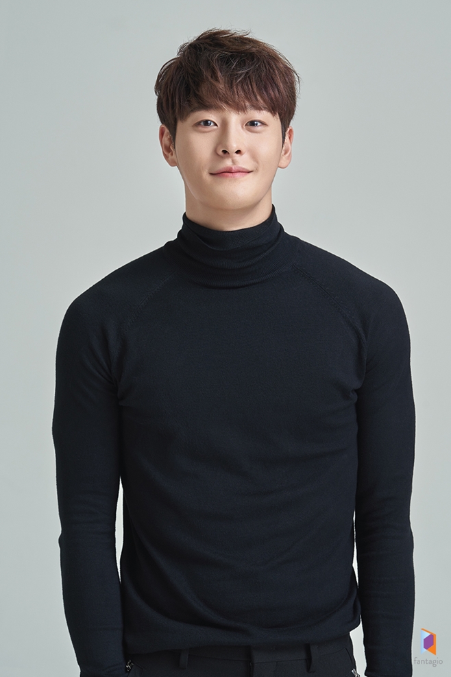 �����ִ� �ΰ��� ������