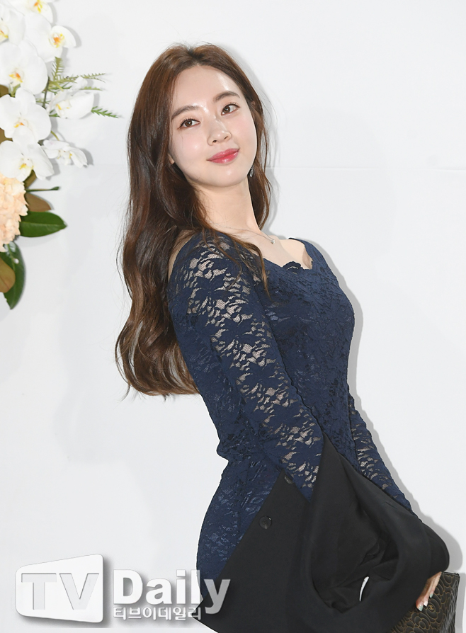 ƼºêÀ̵¥Àϸ® Æ÷Åä