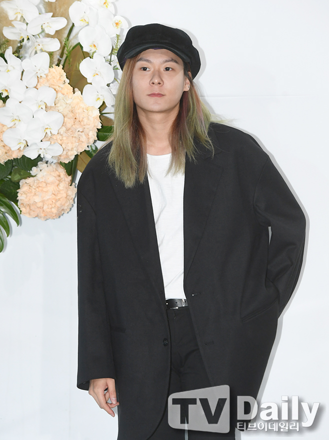 ƼºêÀ̵¥Àϸ® Æ÷Åä