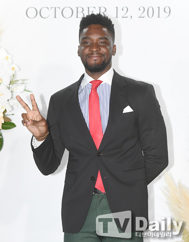 ƼºêÀ̵¥Àϸ® Æ÷Åä