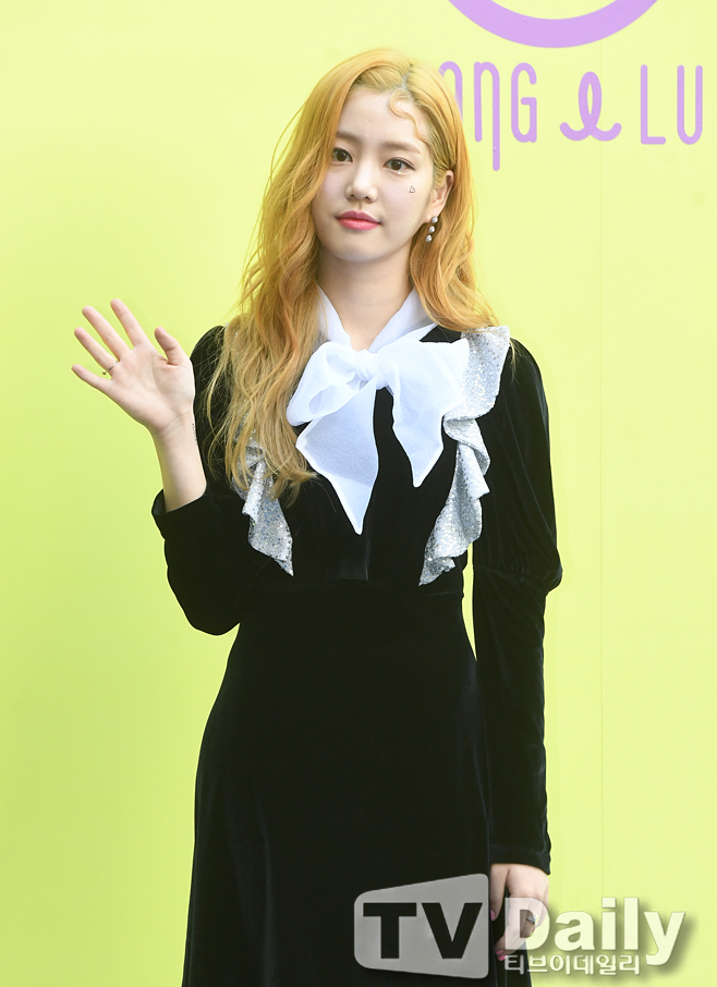 ƼºêÀ̵¥Àϸ® Æ÷Åä