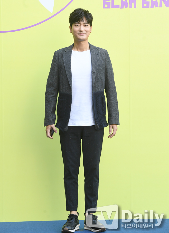 ƼºêÀ̵¥Àϸ® Æ÷Åä