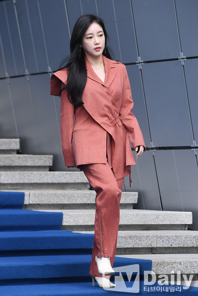 ƼºêÀ̵¥Àϸ® Æ÷Åä