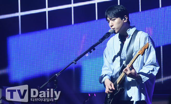 ƼºêÀ̵¥Àϸ® Æ÷Åä