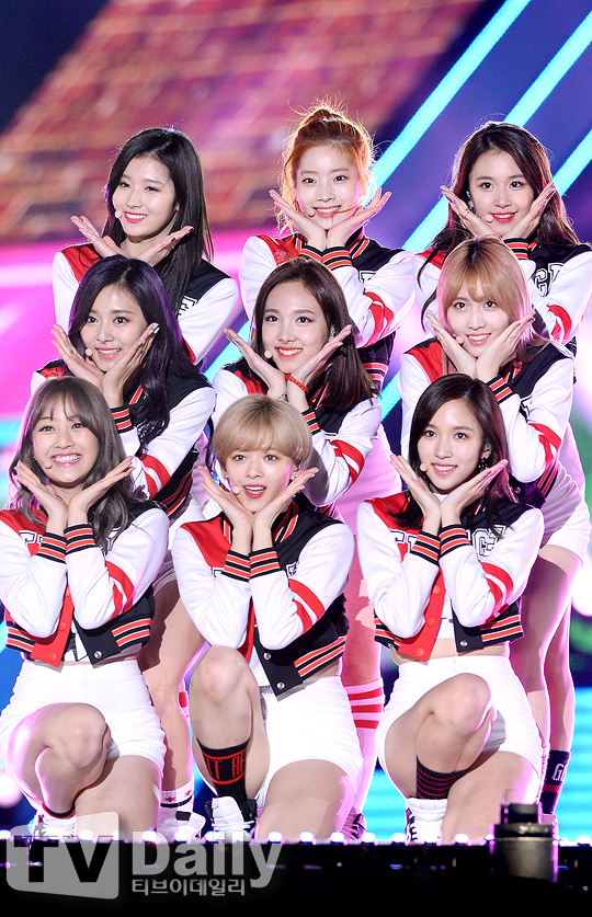 ƼºêÀ̵¥Àϸ® Æ÷Åä