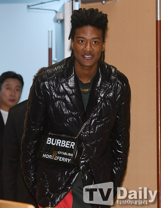 ƼºêÀ̵¥Àϸ® Æ÷Åä