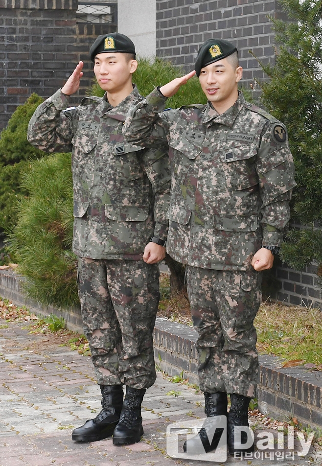 , ¾ 뼺 