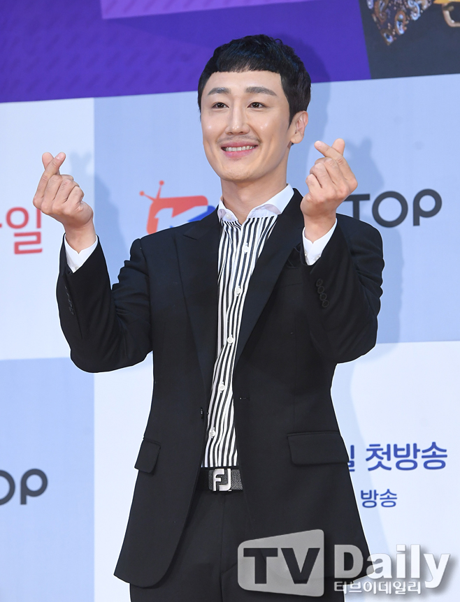 ƼºêÀ̵¥Àϸ® Æ÷Åä