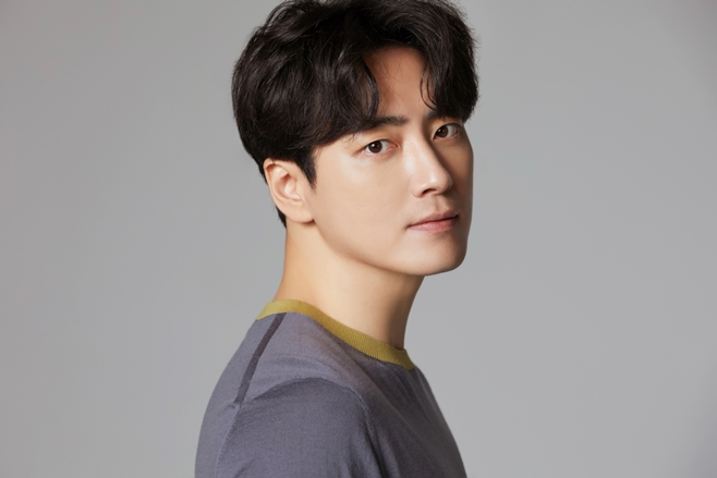 365 ¿î¸íÀ» °Å½º¸£´Â 1³â ÀÌÁØÇõ Ã⿬ È®Á¤