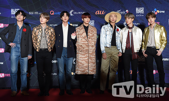 źҳ BTS