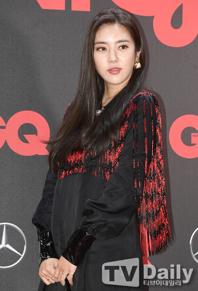 ƼºêÀ̵¥Àϸ® Æ÷Åä