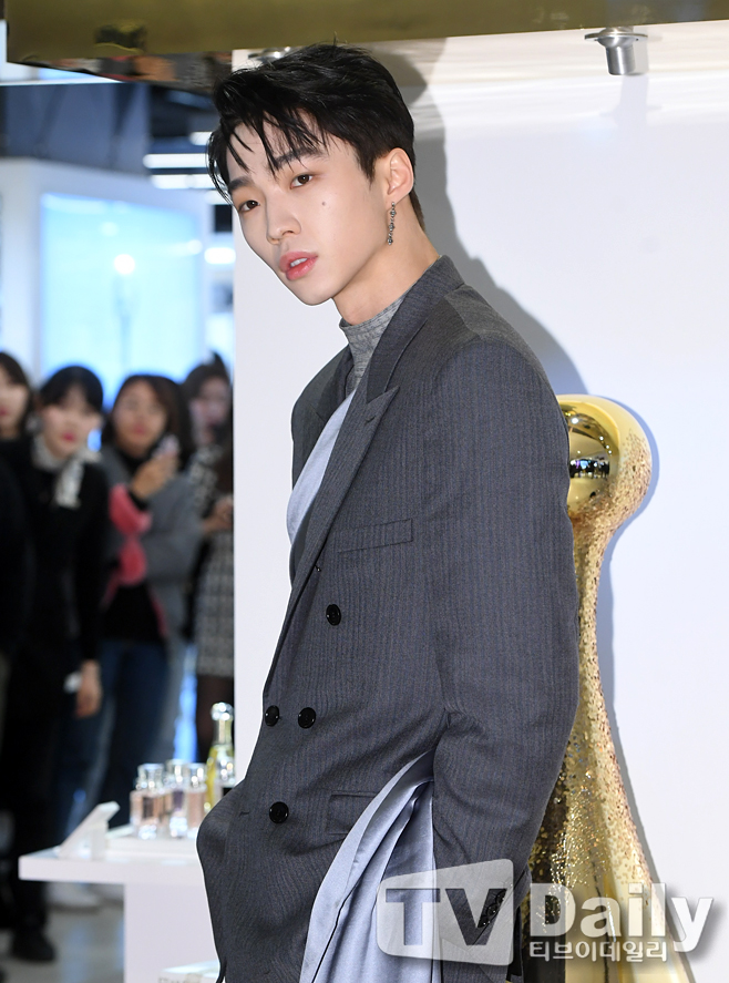 ƼºêÀ̵¥Àϸ® Æ÷Åä