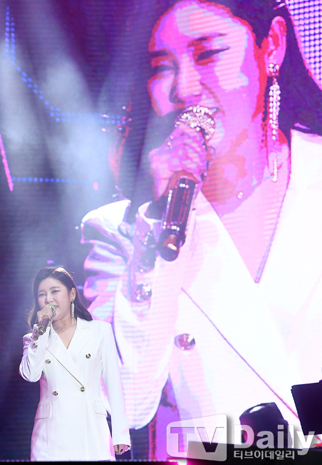 ƼºêÀ̵¥Àϸ® Æ÷Åä