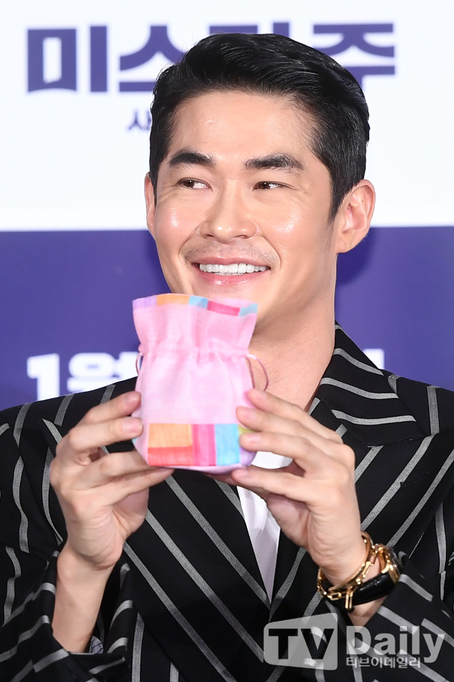 Ƽ���̵��ϸ� ����