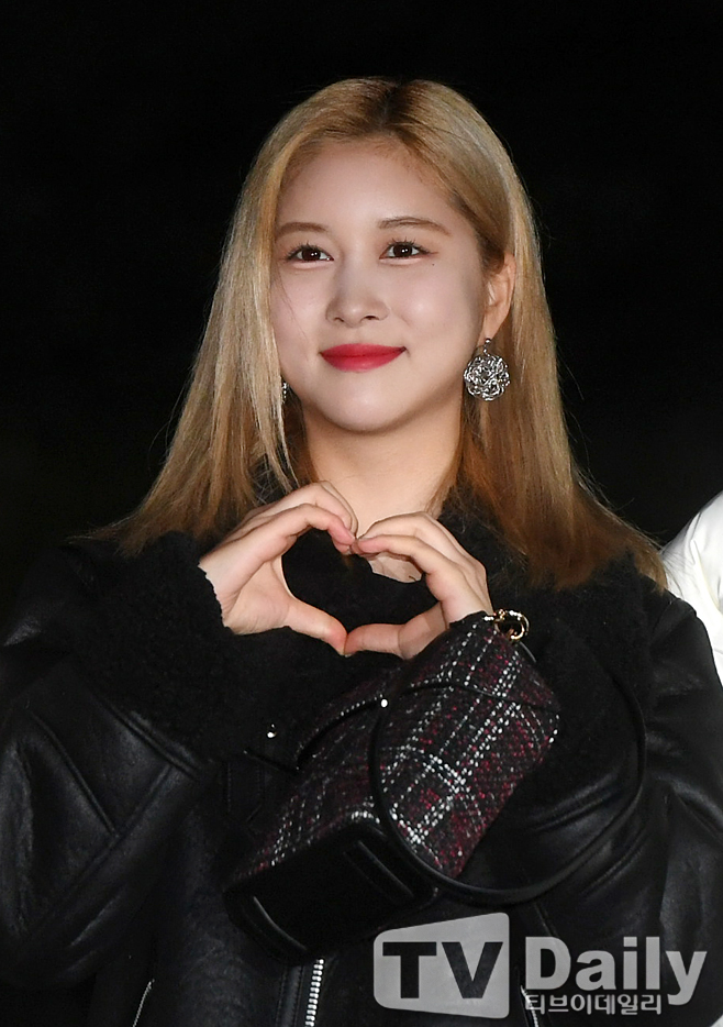 ƼºêÀ̵¥Àϸ® Æ÷Åä