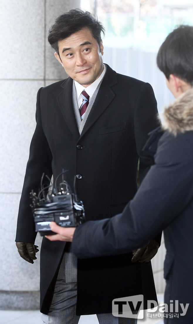 Ƽ���̵��ϸ� ����