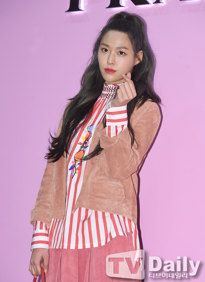 ƼºêÀ̵¥Àϸ® Æ÷Åä