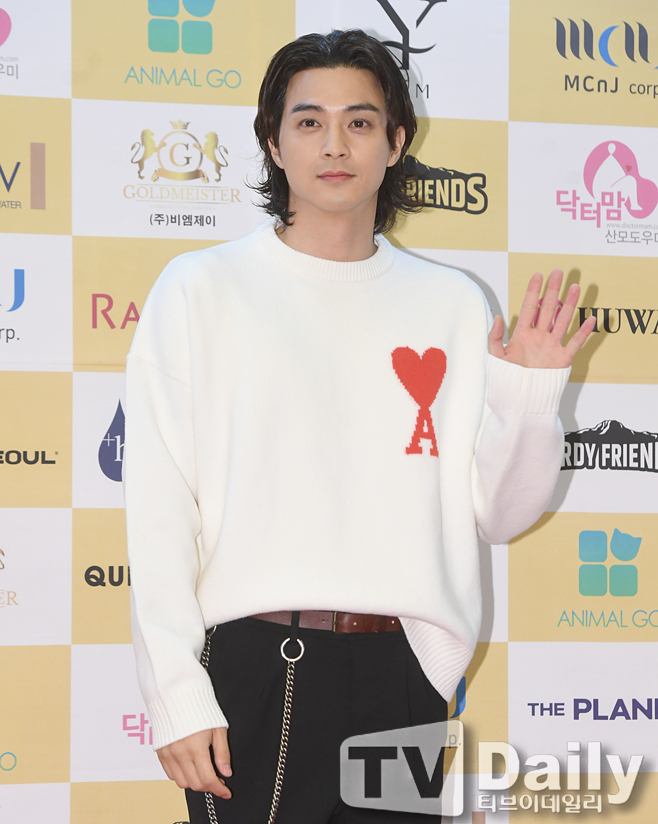 ƼºêÀ̵¥Àϸ® Æ÷Åä