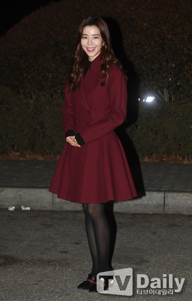 ƼºêÀ̵¥Àϸ® Æ÷Åä