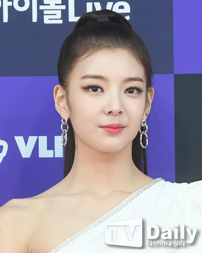 ƼºêÀ̵¥Àϸ® Æ÷Åä