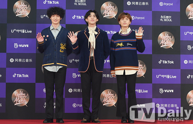 ƼºêÀ̵¥Àϸ® Æ÷Åä