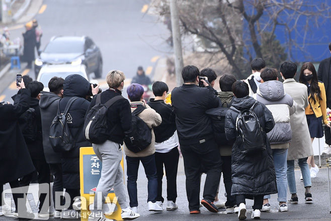 ƼºêÀ̵¥Àϸ® Æ÷Åä