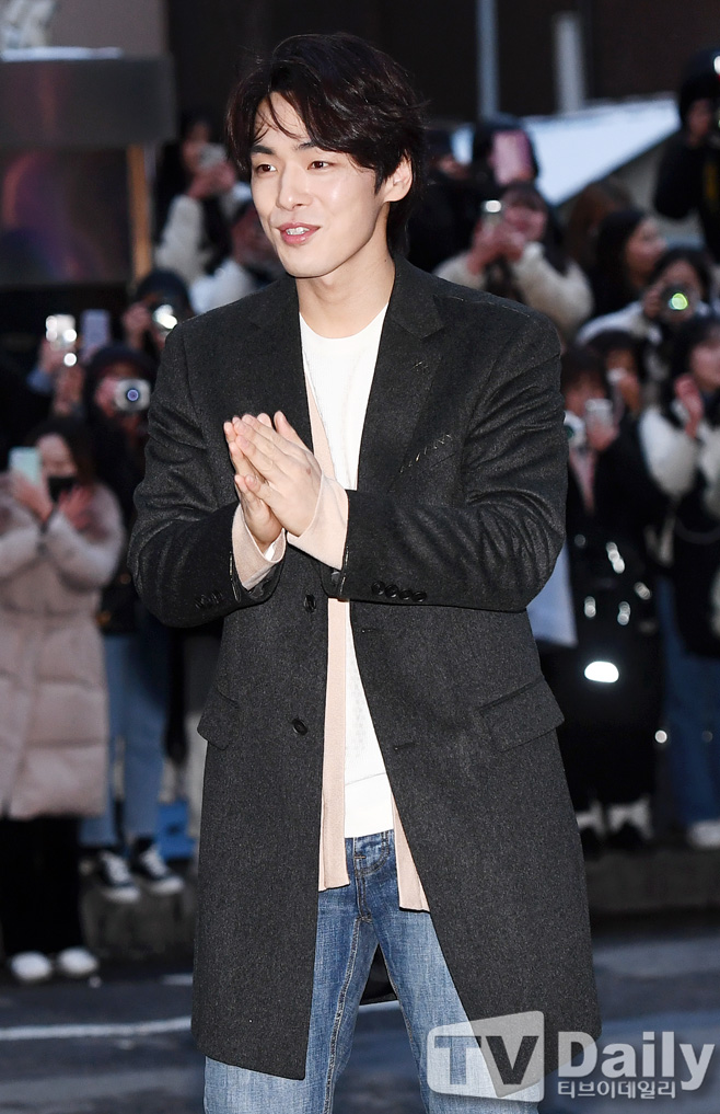 ƼºêÀ̵¥Àϸ® Æ÷Åä