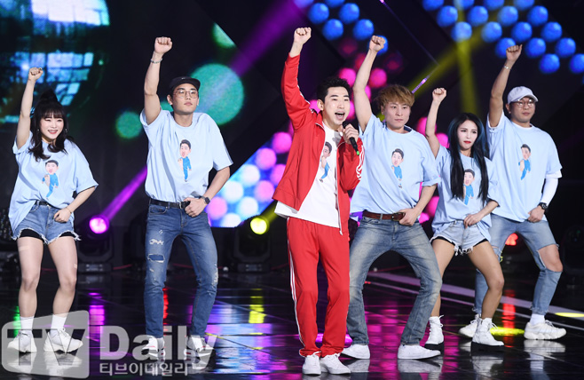 ƼºêÀ̵¥Àϸ® Æ÷Åä