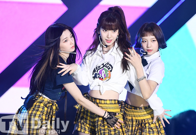 ƼºêÀ̵¥Àϸ® Æ÷Åä