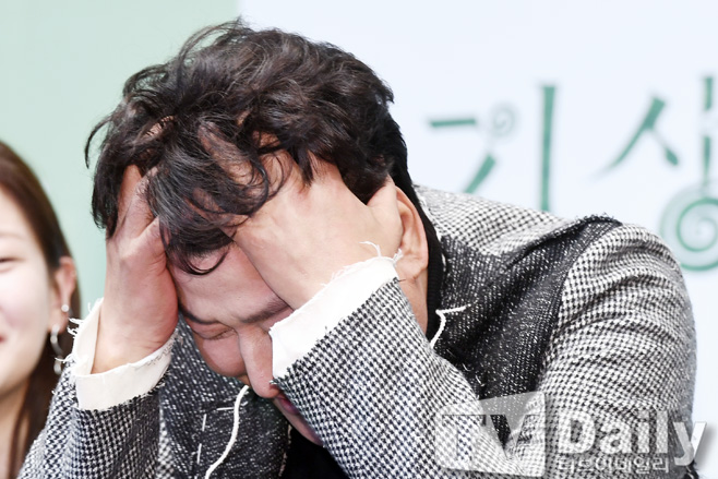 ƼºêÀ̵¥Àϸ® Æ÷Åä