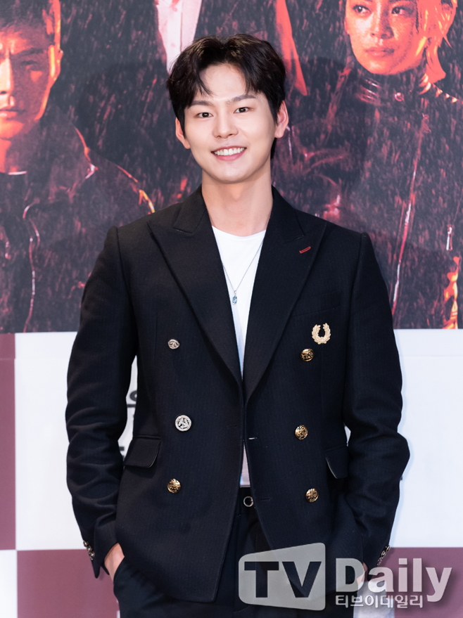 Ƽ���̵��ϸ� ����