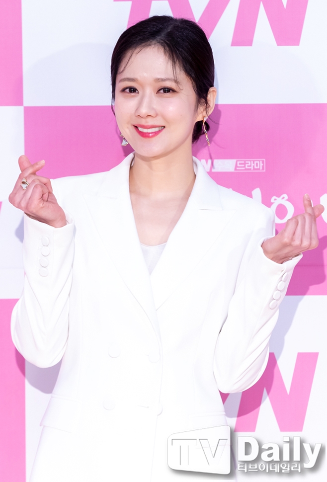 tvN   ̺, 峪