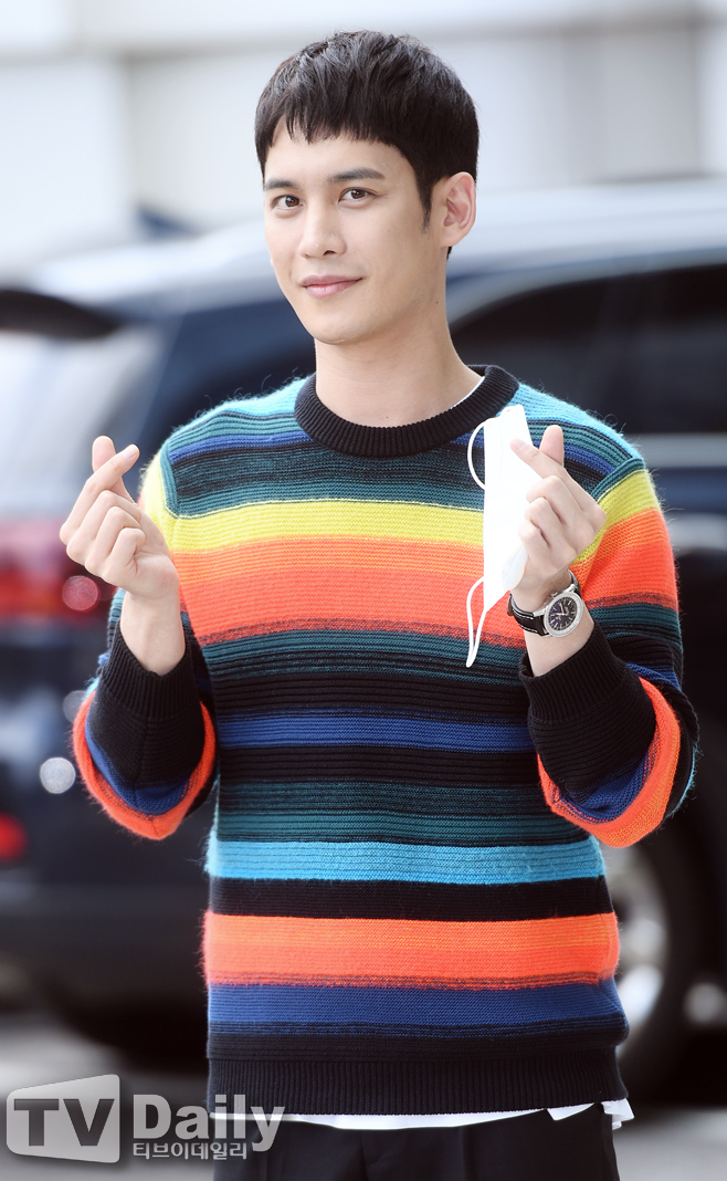 ƼºêÀ̵¥Àϸ® Æ÷Åä