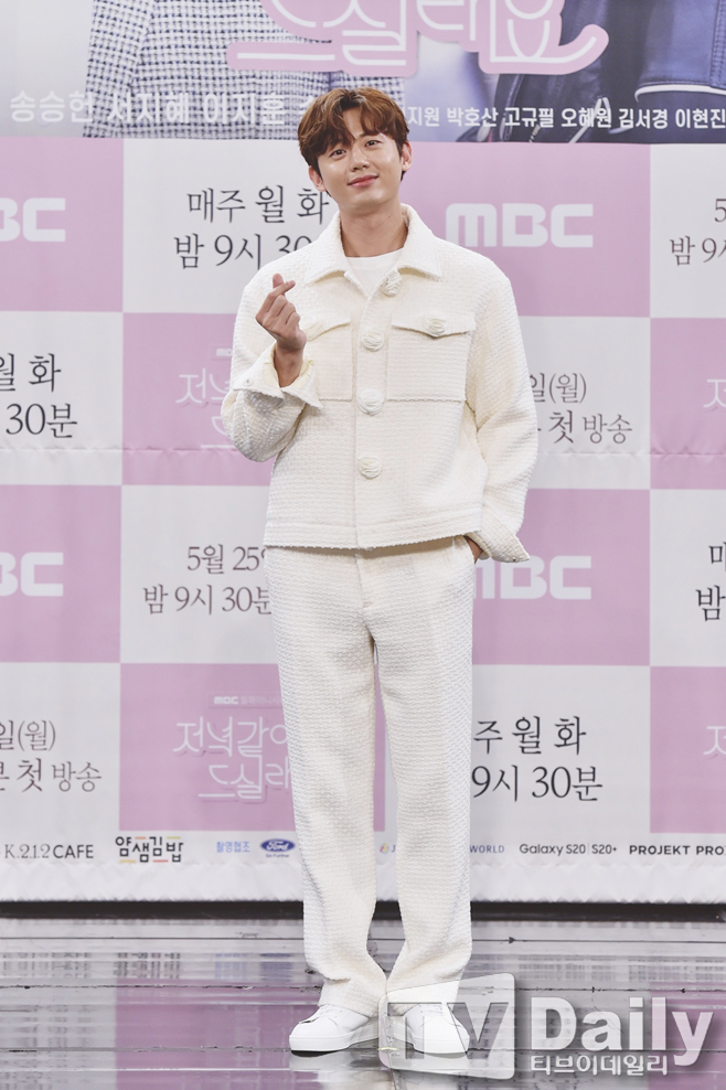 Ƽ���̵��ϸ� ����