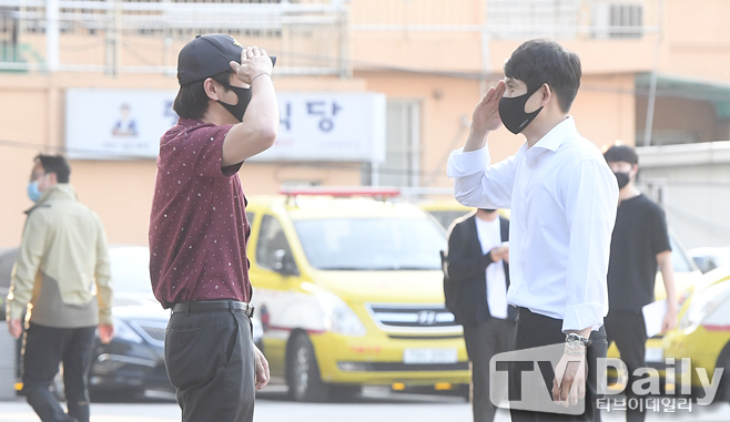 Ƽ���̵��ϸ� ����