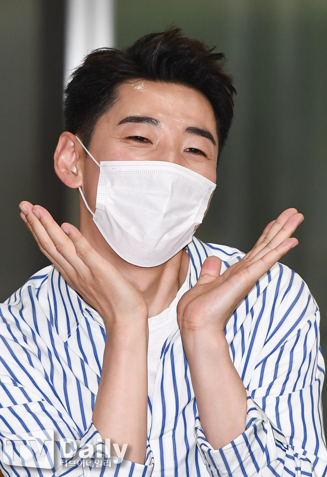 ƼºêÀ̵¥Àϸ® Æ÷Åä