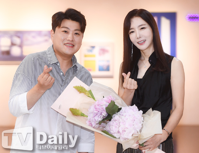 ƼºêÀ̵¥Àϸ® Æ÷Åä