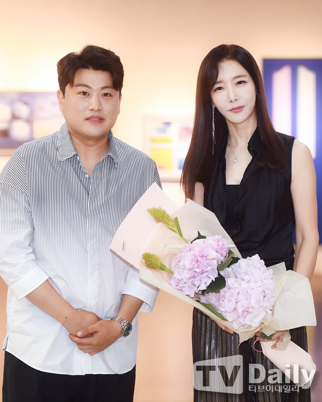 ƼºêÀ̵¥Àϸ® Æ÷Åä