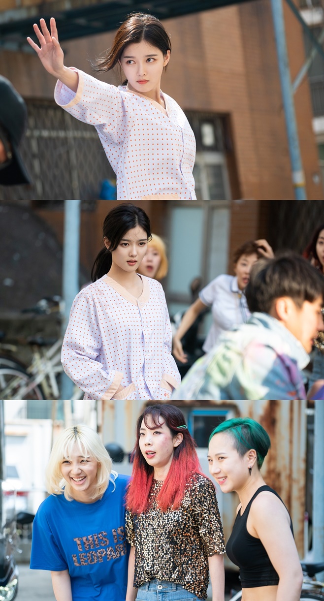 ������ ������