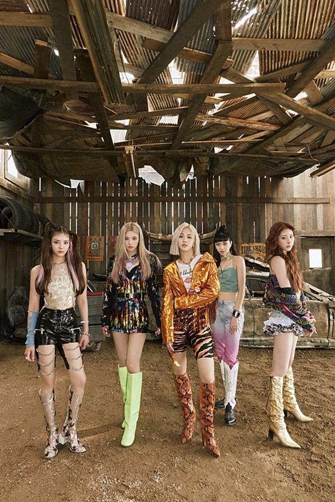 (ITZY)