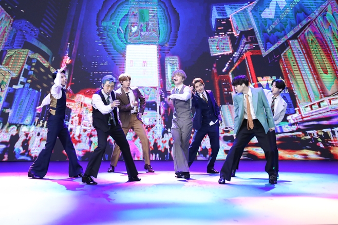 ׷ źҳ(BTS), 2020 VMA 4
