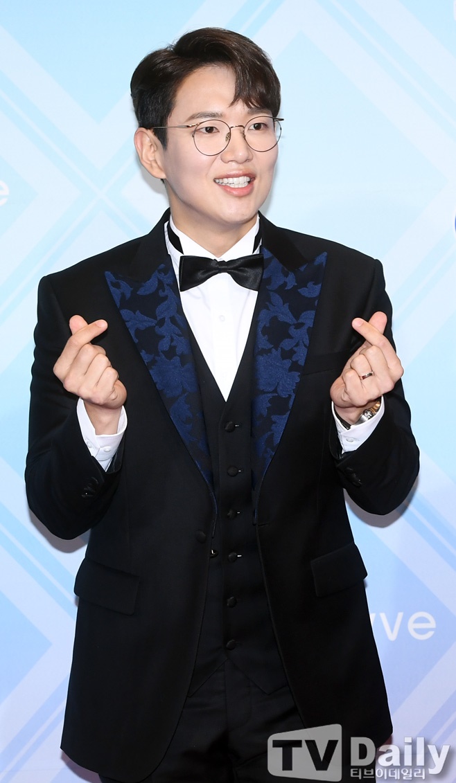 À强±Ô Äڷγª À½¼º