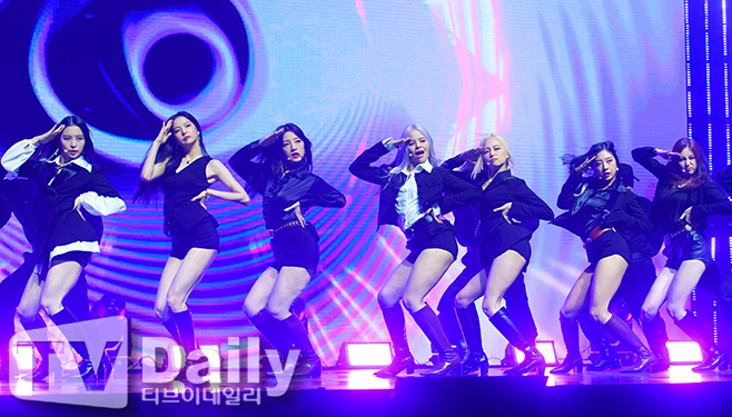 CLC()