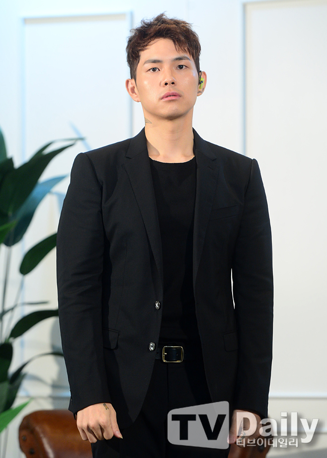 ¹Ú¿ø Ű½º ´õ ¶óµð¿À ÇÏÂ÷