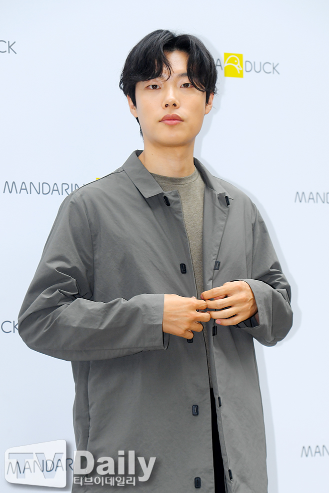 ���ؿ� ������