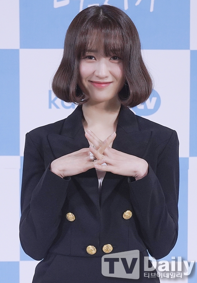 , ϼ
