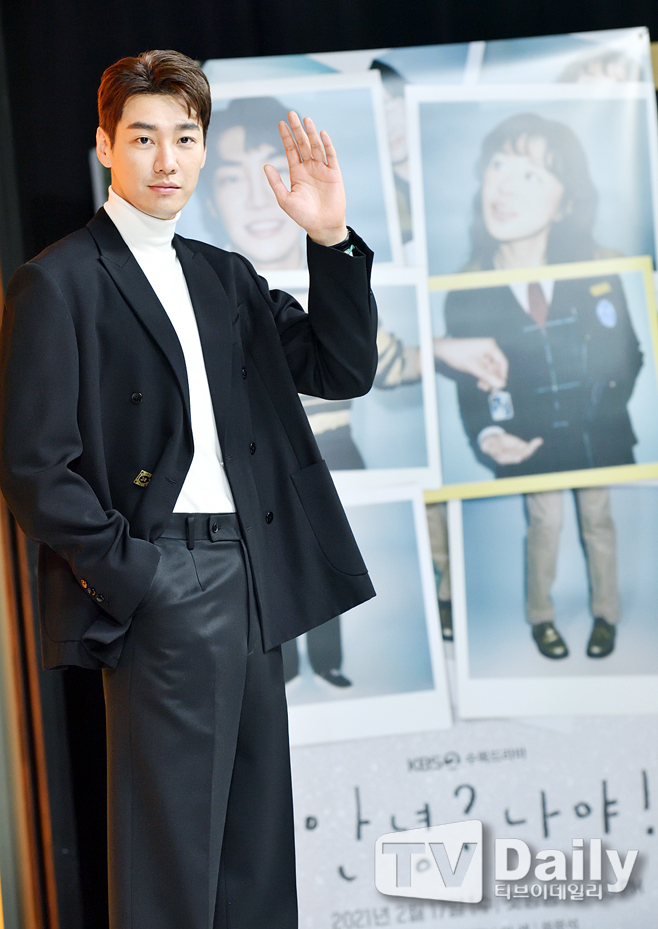 Ƽ���̵��ϸ� ����