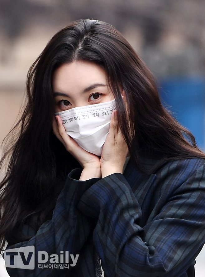 ƼºêÀ̵¥Àϸ® Æ÷Åä